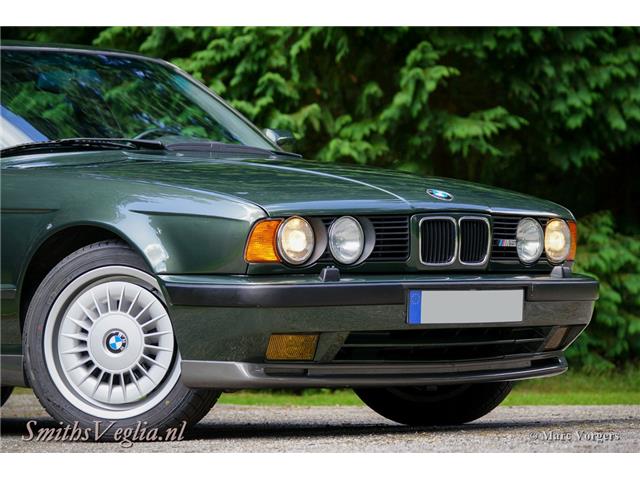 1989 BMW M5