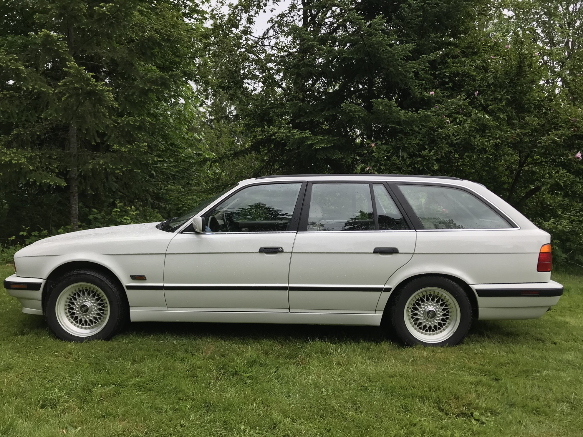 MIWG ForSale 1995 e34 525i Touring